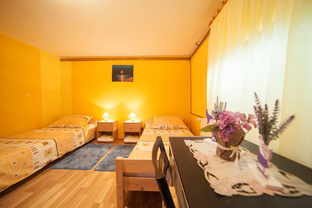 Apartment Tomasevic Slunj Eksteriør bilde